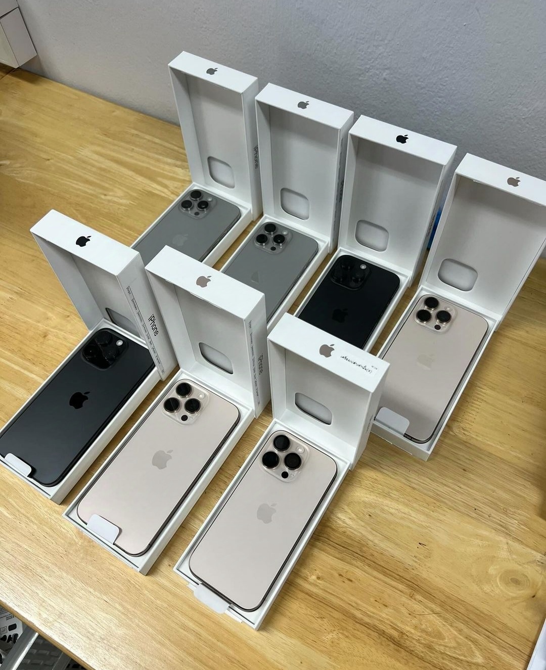 گوشی اپل آیفون 16 پرومکس با حافظه یک ترابایت و رم 16 گیگابایت ((( پکیج ویژه ))) - تصویر 7