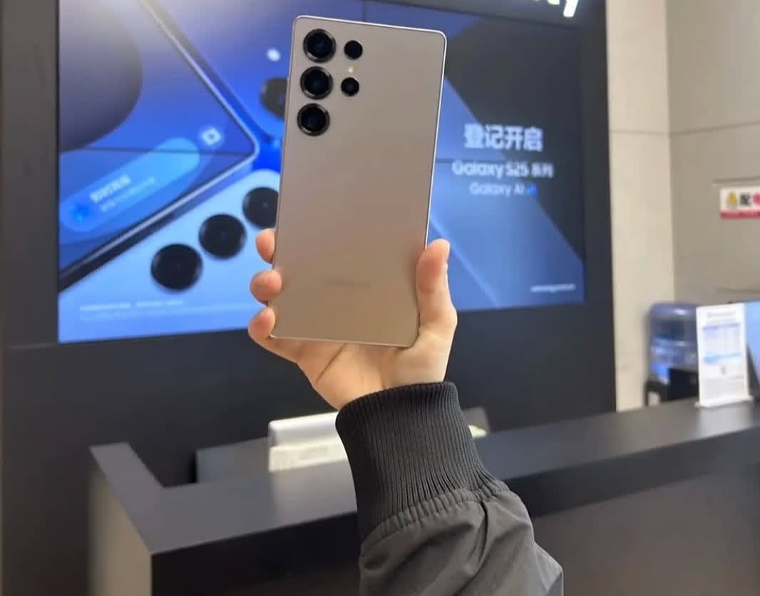 گوشی سامسونگ گلکسی اس 25 الترا با حافظه یک ترابایت و رم 16 گیگابایت ((( پکیج ویژه))) - تصویر 11