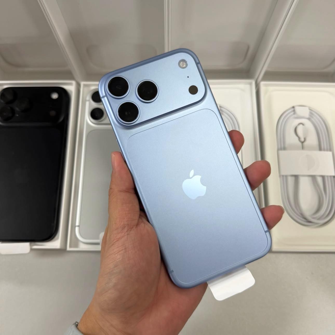 گوشی موبایل اپل مدل iPhone 18 Pro Max با حافظه دو ترابایت و رم 16 گیگابایت - تصویر 30